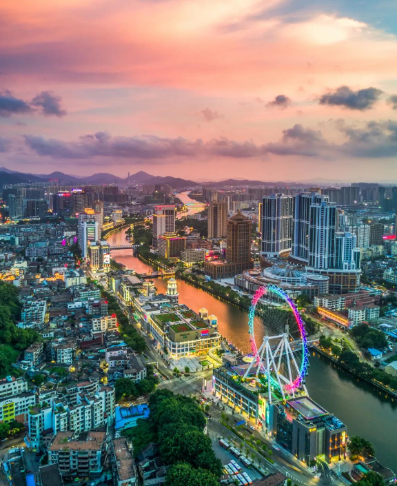 广东小巷美食秘境,一家特色小店的独特风味